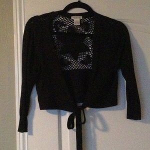 Crop sweater with detail crochet
